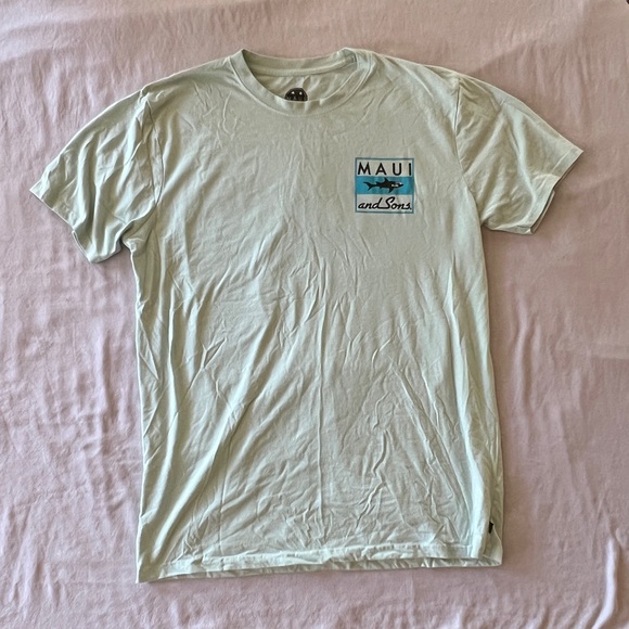 maui & sons graphic tee - Picture 1 of 3